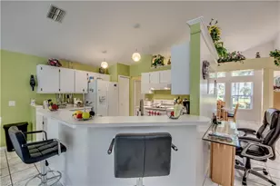 4406 SW 25th Ave, Cape Coral, FL 33914 - Photo 9