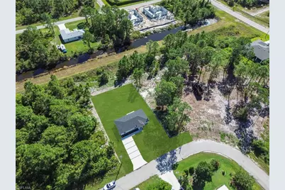 577 Aspen Ave S, Lehigh Acres, FL 33974 - Photo 23