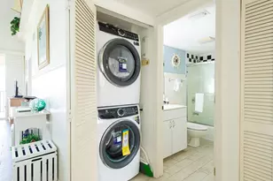 255 Periwinkle Way, Sanibel, FL 33957 - Photo 13