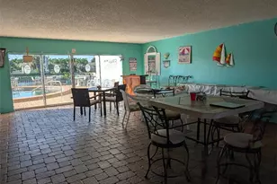 4940 Vincennes St, Cape Coral, FL 33904 - Photo 21