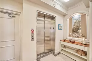 10090 Lake Cove Dr, Fort Myers, FL 33908 - Photo 5