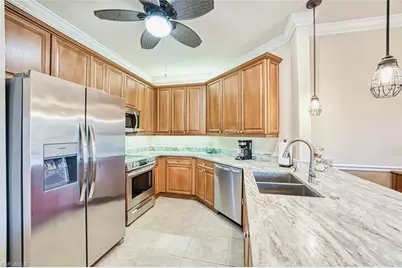 10090 Lake Cove Dr #101, Fort Myers, FL 33908 - Photo 11