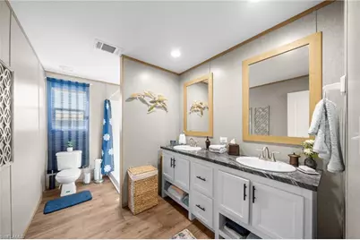 372 Santa Fe Trl, North Fort Myers, FL 33917 - Photo 15