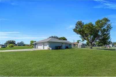 2133 NE 27th Ter, Cape Coral, FL 33909 - Photo 7