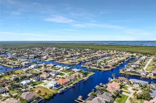 2717 SW 38th St, Cape Coral, FL 33914 - Photo 47