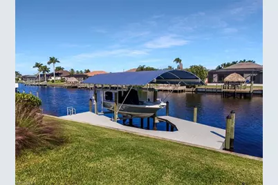 2717 SW 38th St, Cape Coral, FL 33914 - Photo 3