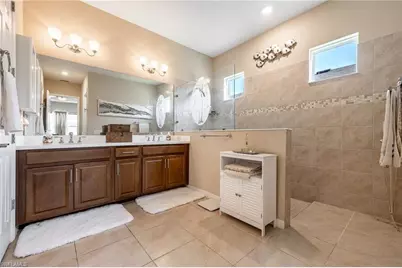 3286 Baravaldo Cir, Cape Coral, FL 33909 - Photo 19