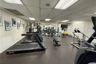 11170 Caravel Cir, Fort Myers, FL 33908 - Photo 25