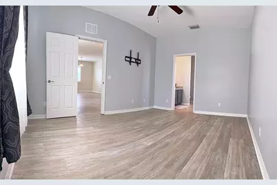 1008 SW 36th St, Cape Coral, FL 33914 - Photo 13