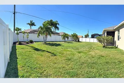 1008 SW 36th St, Cape Coral, FL 33914 - Photo 29