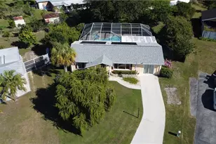 204 Stanford St, Lehigh Acres, FL 33936 - Photo 5