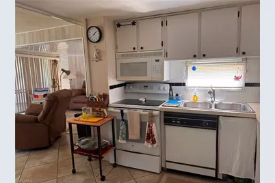 89 Sun Cir, Fort Myers, FL 33905 - Photo 7