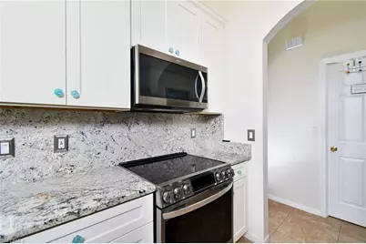 1306 SW 4th Pl, Cape Coral, FL 33991 - Photo 17