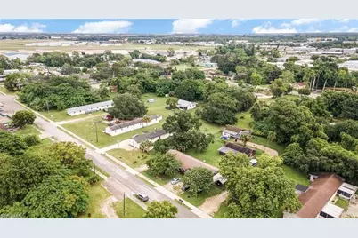 102 3rd St, Fort Myers, FL 33907 - Photo 5