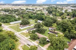 102 3rd St, Fort Myers, FL 33907 - Photo 5