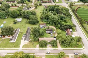 102 3rd St, Fort Myers, FL 33907 - Photo 3