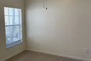 15190 Royal Windsor Ln, Fort Myers, FL 33919 - Photo 11