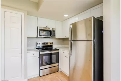 2214 SW 2nd Ct, Cape Coral, FL 33991 - Photo 7