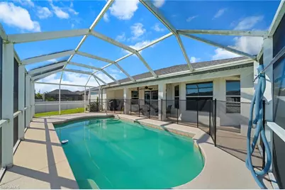 203 NW 4th Ave, Cape Coral, FL 33993 - Photo 25
