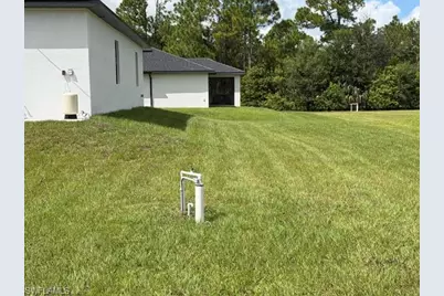 1300 W 10th St, Lehigh Acres, FL 33972 - Photo 3