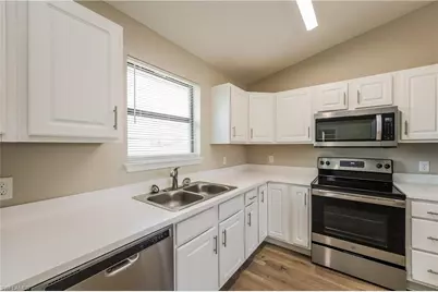 2910 36th St SW, Lehigh Acres, FL 33976 - Photo 5