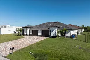 4526 20th St SW, Lehigh Acres, FL 33973 - Photo 3