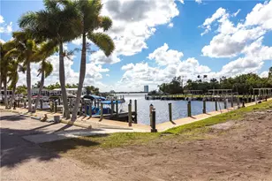 5701 Captain John Smith Loop, North Fort Myers, FL 33917 - Photo 29