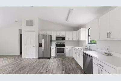 2701 E 18th St, Lehigh Acres, FL 33972 - Photo 11