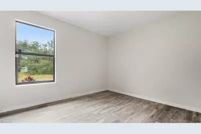 2701 E 18th St, Lehigh Acres, FL 33972 - Photo 15