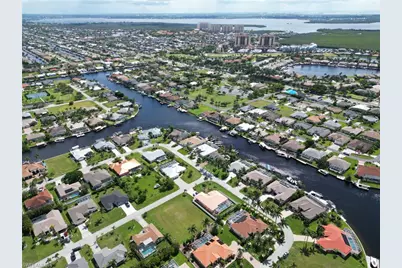 5304 SW 19th Pl, Cape Coral, FL 33914 - Photo 7