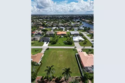 5304 SW 19th Pl, Cape Coral, FL 33914 - Photo 9