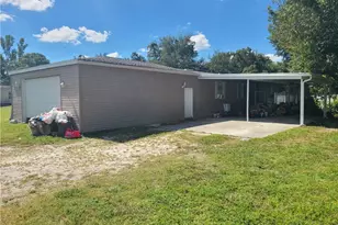 2463 Laurel Ln, North Fort Myers, FL 33917 - Photo 7