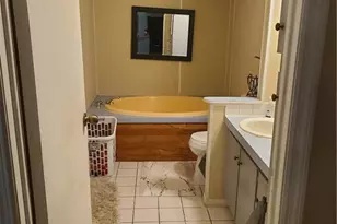 2463 Laurel Ln, North Fort Myers, FL 33917 - Photo 17