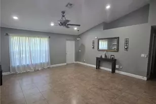 916 Anaconda Ave S, Lehigh Acres, FL 33974 - Photo 3