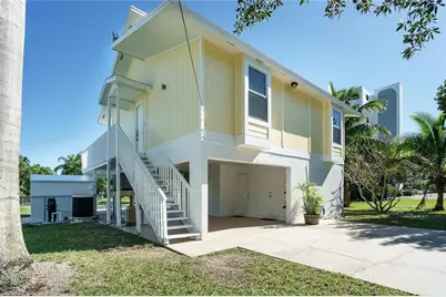140 Estrellita Dr, Fort Myers Beach, FL 33931 - Photo 11