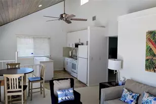 140 Estrellita Dr, Fort Myers Beach, FL 33931 - Photo 5