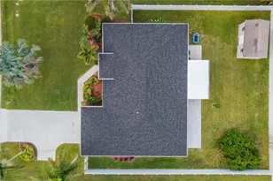 2717 Chiquita Blvd S, Cape Coral, FL 33914 - Photo 33