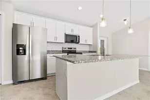 2052 NW 17th St, Cape Coral, FL 33993 - Photo 13