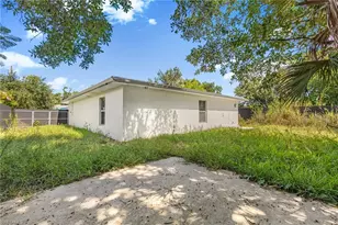 2810 Dunbar Ave, Fort Myers, FL 33916 - Photo 29
