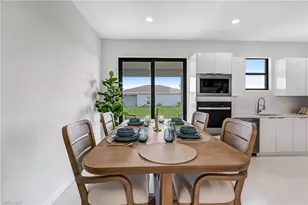 9018 W Castle Cir, Labelle, FL 33935 - Photo 9