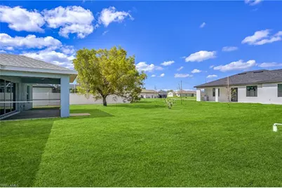 1621 NW 18th St, Cape Coral, FL 33993 - Photo 27