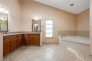 6624 Highland Pines Cir, Fort Myers, FL 33966 - Photo 17