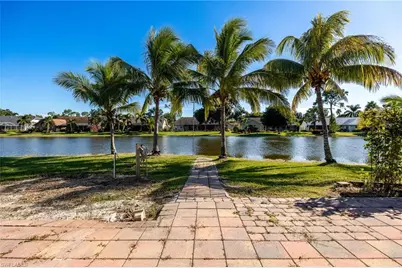 6624 Highland Pines Cir, Fort Myers, FL 33966 - Photo 27