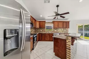 [Address not provided], Cape Coral, FL 33991 - Photo 9