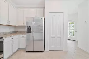 4316 Lemongrass Dr, Fort Myers, FL 33916 - Photo 5