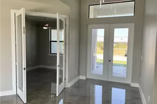 102 SW 36th Pl, Cape Coral, FL 33991 - Photo 13