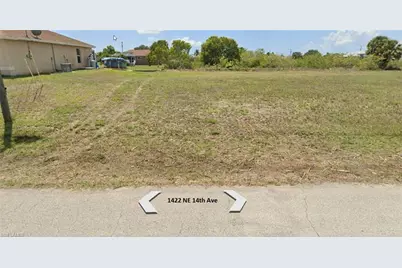 1422 NE 14th Ave, Cape Coral, FL 33909 - Photo 1