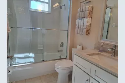 11100 Harbour Yacht Ct #44E, Fort Myers, FL 33908 - Photo 17