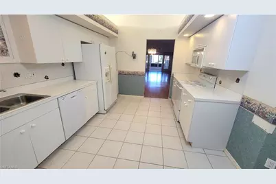 8694 Patty Berg Ct, Fort Myers, FL 33919 - Photo 5