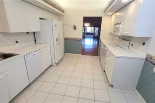 8694 Patty Berg Ct, Fort Myers, FL 33919 - Photo 5